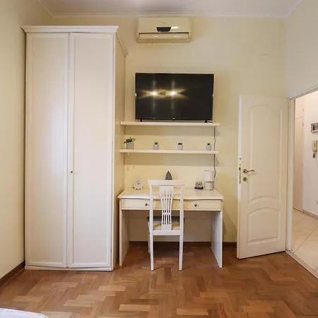 Elegante E Luminoso - 2min Metro Apartment *