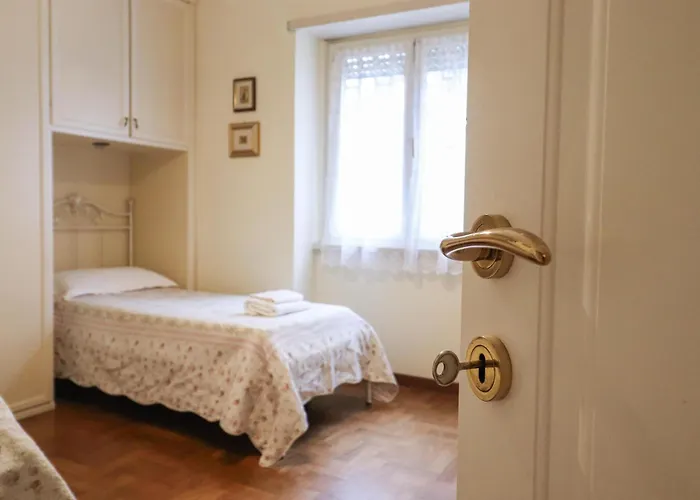 3 Bedroom Elegant For 6 - Metro 2min & Wifi